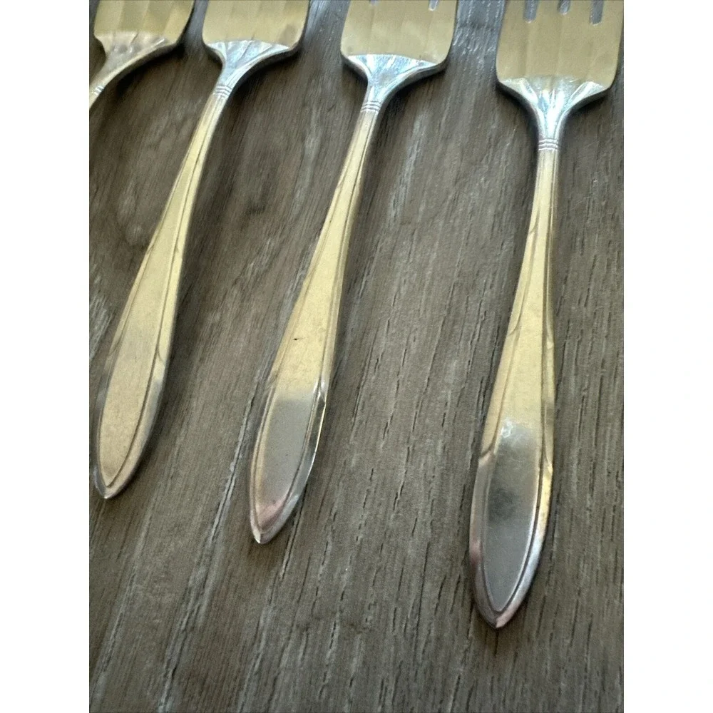 5 Oneida Nobility Plate‎ REVERIE Silverplate Flatware 1937 Salad Fork